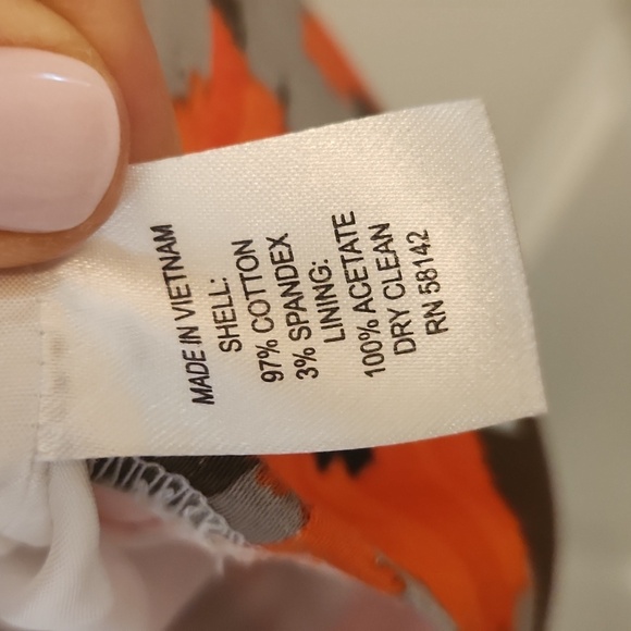 Maggy London Sleeveless Orange and Black Ikat Print Dress Size 2 - Picture 11 of 11